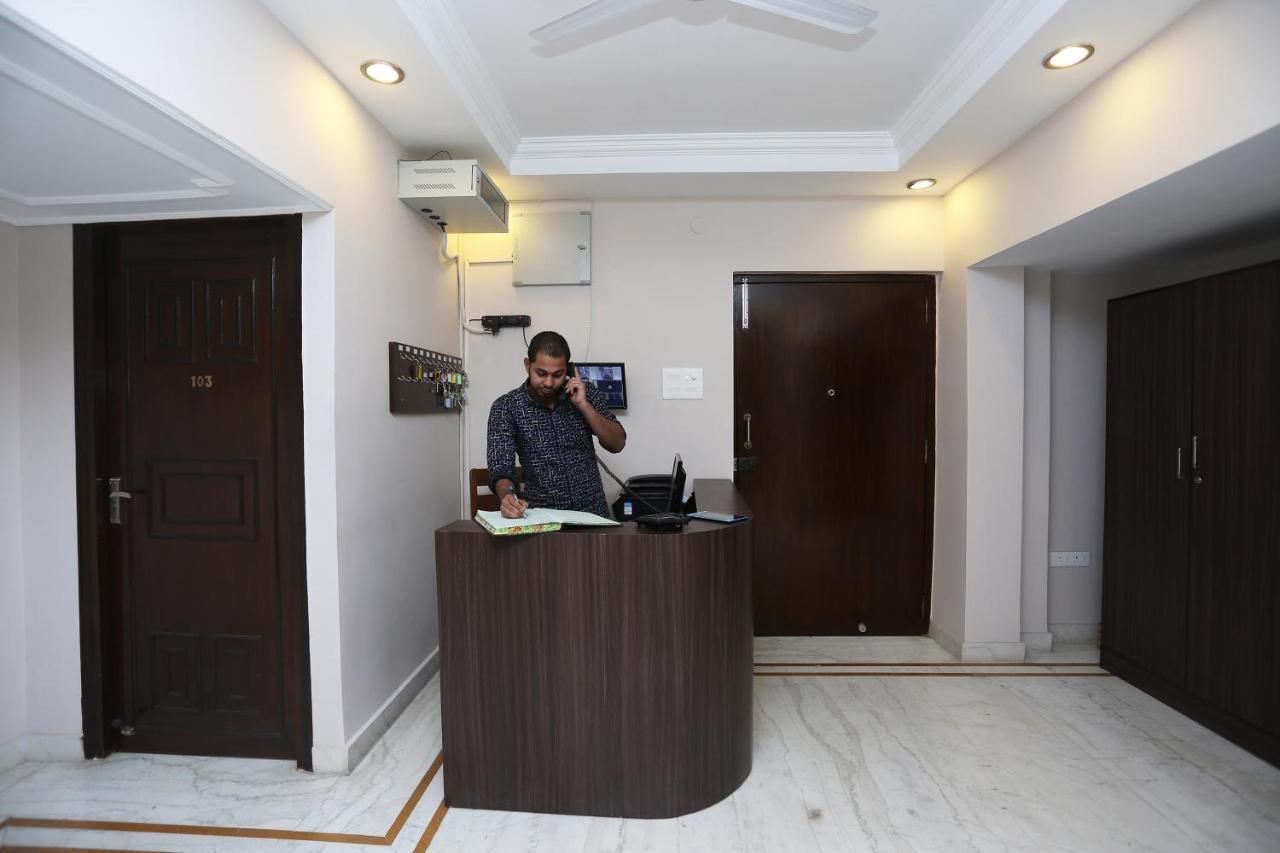 Oyo 19855 B S Guest House Jādabpur Buitenkant foto